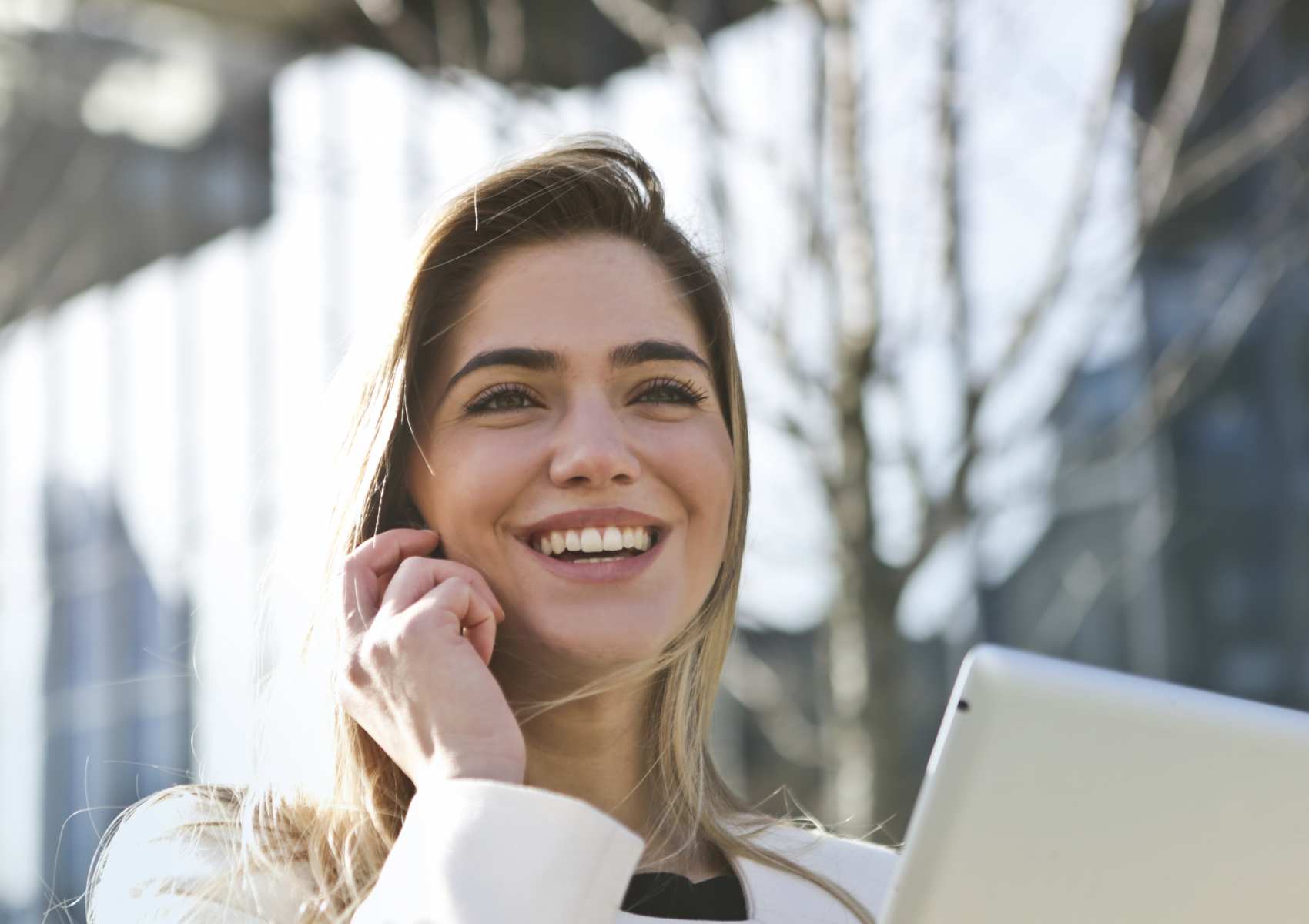 Article - background image